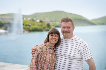 Obraz premium man and woman walking
