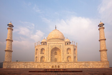 Fototapeta na wymiar Taj Mahal at the sunrise, UNESCO World Heritage Site, Agra in Uttar Pradesh, India