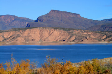 Fototapeta na wymiar Blue Skies Roosevelt Lake Arizona