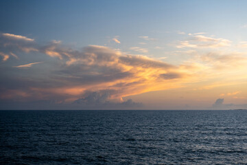 Naklejka na ściany i meble the sea, the sky and the horizon