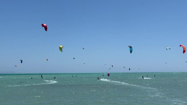 Kitesurfen am Roten Meer in Hurghada, &Auml;gypten