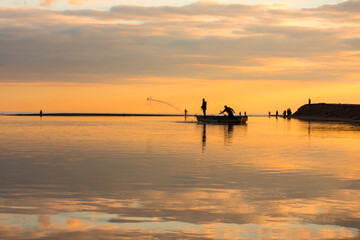 fishermen, boat, fishing, river, fish, sunset, sea, water, algeria, algerian, traditional, clouds, lake, reflection, culture, beach, traditional fisherman, asian, silhouette, sky, people, man, africa