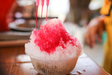 Sweet homemade shaved ice, Is a popular street restaurant.