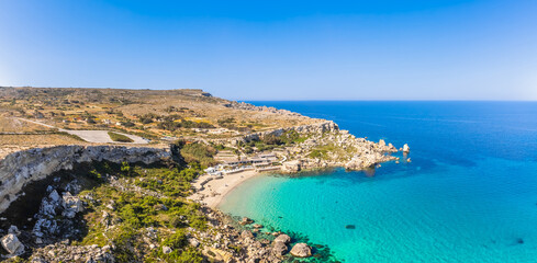 Paradise beach in Malta island, Europe. Azure Mediterranean sea - obrazy, fototapety, plakaty
