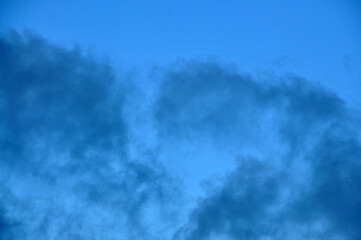 c&eacute;u com nuvens 