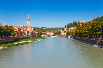 Obraz premium Landscape view of Verona city, bridge and Adige river in Italy, Europe