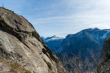 Fototapeta na wymiar Amazing view from the Upper Yosemite Trail in Yosemite National Park