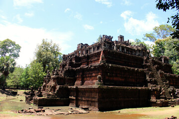Fototapeta premium old ancient angkor wat temple cambodia phnom penh siem reap