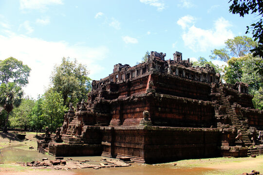 old ancient angkor wat temple cambodia phnom penh siem reap