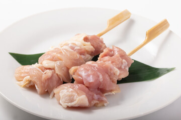 やきとり　もも串　生肉　(日本産)