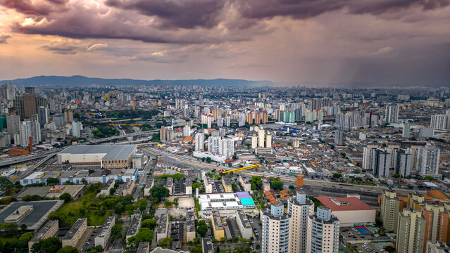 Bairro Paulista Cambuci Cidade S&atilde;o Paulo Urbano Igreja Escola Largo Ruas Avenidas Metr&oacute;pole Constru&ccedil;&atilde;o Arquitetura Engenharia Paisagem Centro Glic&eacute;rio Aclima&ccedil;&atilde;o Vila Monumento Par&oacute;quia Pr&eacute;dios