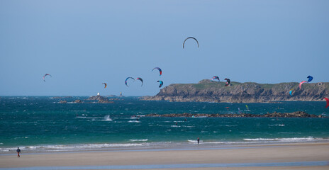 Kite surfers at St Malo