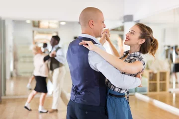 Stickers pour porte École de danse Happy man and woman enjoying ballroom dancing