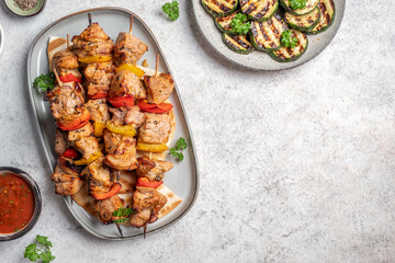 Green salad with grilled chicken breast. Healthy food, clean eating concept