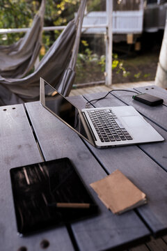 Work Away - With Hangmat