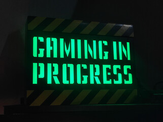 Gaming in progress - obrazy, fototapety, plakaty