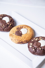 chocolate chip cookies