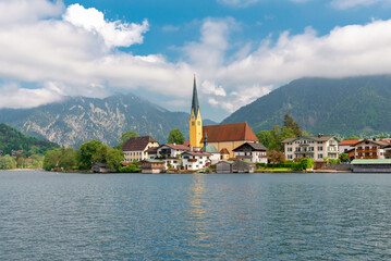 Fototapeta na wymiar Lake Tegernsee, Rottach-Egern. View of the lake and church