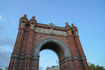 Fototapeta na wymiar The Arco de Triunfo de Barcelona