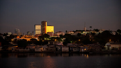 Obraz premium sunset over the city