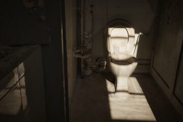 Wc - Toilette - Verlassener Ort - Urbex / Urbexing - Lostplace - Artwork - Creepy - Lost Place Old House - Abandoned
