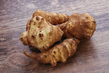 Raw dietary Jerusalem artishoke - topinambur