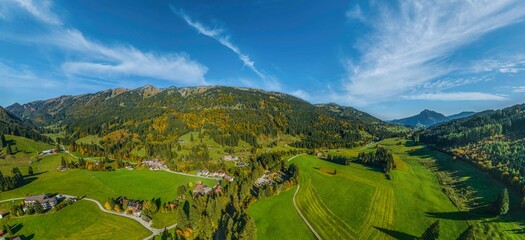 Ausblick auf Gunzesried-Säge in den Allgäuer Alpen