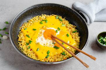 Kujirai Ramen, Shin Ramyeon or Ramyun with Egg, Melted Cheese and Scallion, Instant Noodles