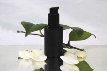 Cajas y botes lisos de cosmética para Mockups