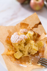 Apple sharlotka muffin