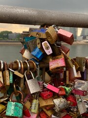 Liebesschlösser auf der Hohenzollernbrücke in Köln, NRW II