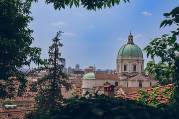Fototapeta na wymiar Panorama over Brescia with the the dome of The Duomo Nuovo(New Cathedral) in view, Brescia, Lombardy, Italy 