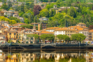 Fototapeta na wymiar Beautiful town on Lake Como in Italy summer time