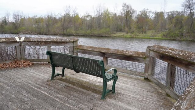 bench at belding michigan 4k