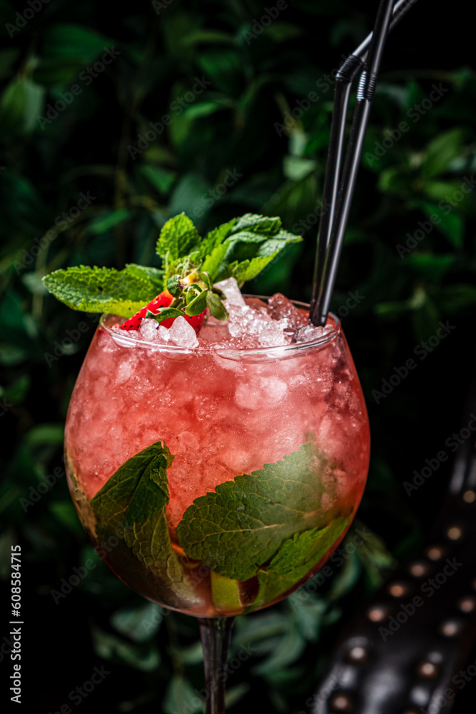 Canvas Prints strawberry cocktail with mint and ice