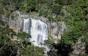 Fototapeta na wymiar The Hunua Falls are on the Wairoa River in the Auckland Region of New Zealand.