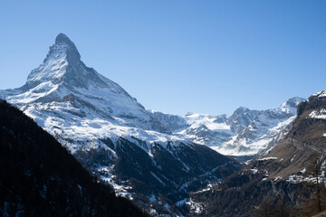 Fototapeta na wymiar View of the Matterhorn from the hiking trail to Sunnegga from Zermatt, Switzerland.
