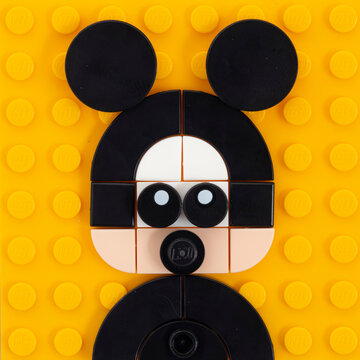 Dortmund - Deutschland 1. Juni 2023 Lego Darstellung von Walt Disneys Mickey Mouse