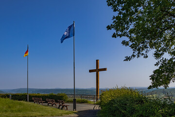 Erpeler Ley viewing platform with a peace cross over the Rhine near Remagen