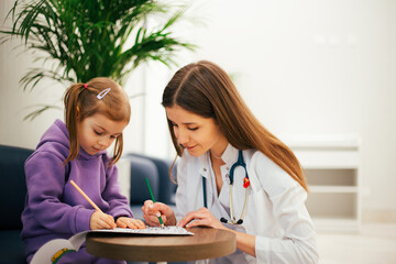 Fototapeta premium Pediatrician