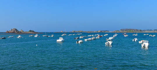 Le petit port de Bugu&eacute;l&egrave;s - Penv&eacute;nan Bretagne