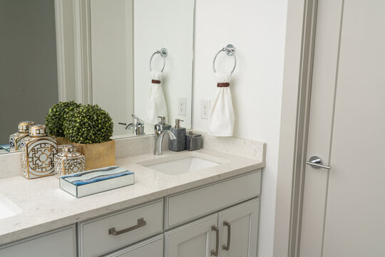 Modern Bathroom