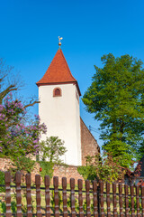 Fototapeta premium Evangelische Martinskirche in Leinsweiler. Region Pfalz im Bundesland Rheinland-Pfalz in Deutschland