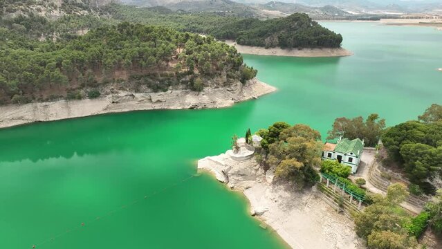 Embalse de Guadalteba o guadalhorce en el chorro, M&aacute;laga