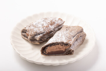 生チョコとチョコクリームのパイ