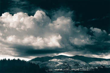 Brooding clouds build up over the mountains of the western lake district