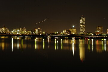 Fototapeta na wymiar VIEW OF BOSTON FROM CAMBRIDGE - MA