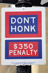 Don't honk street sign outside central park, new york, manhattan, America, usa