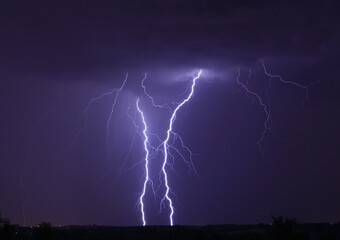 Naklejka premium Lightning Strike over Orlando Florida