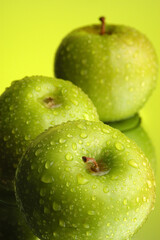 Green apple and water